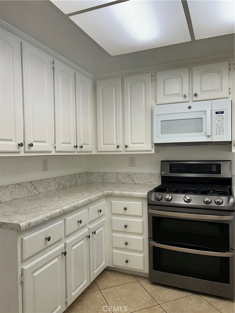 80c65fae 50f6 4604 Aa7d 3520c881a409