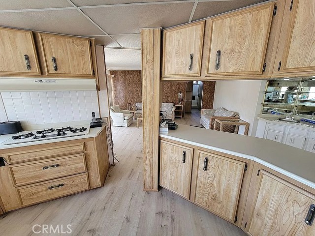 18 Tahquitz Court, Camarillo CA: https://media.crmls.org/medias/80c722d9-94a5-4172-b9b6-9ed2094a4cb5.jpg