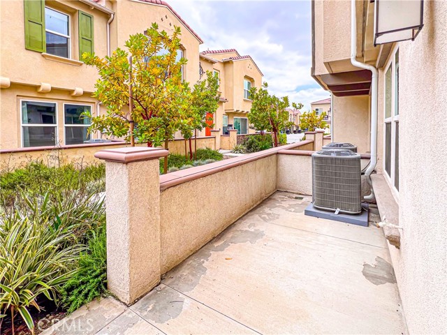 Detail Gallery Image 27 of 28 For 7155 Citrus Ave #408,  Fontana,  CA 92336 - 3 Beds | 2/1 Baths