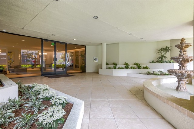Detail Gallery Image 58 of 75 For 2122 Century Park Ln #111,  Los Angeles,  CA 90067 - 2 Beds | 2/1 Baths