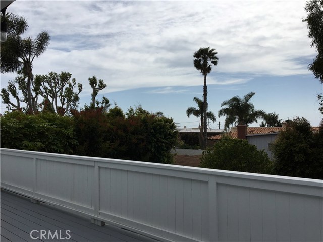 Detail Gallery Image 21 of 21 For 952 2nd. Street, Manhattan Beach,  CA 90266 - 5 Beds | 3 Baths