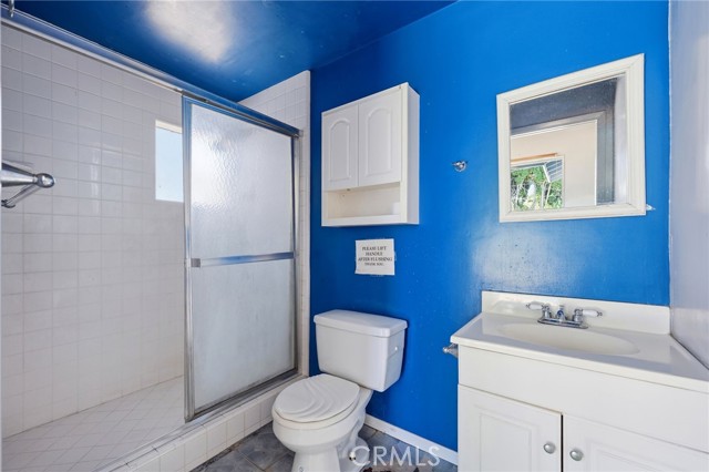 Detail Gallery Image 25 of 27 For 16036 Septo, North Hills,  CA 91343 - 3 Beds | 2 Baths