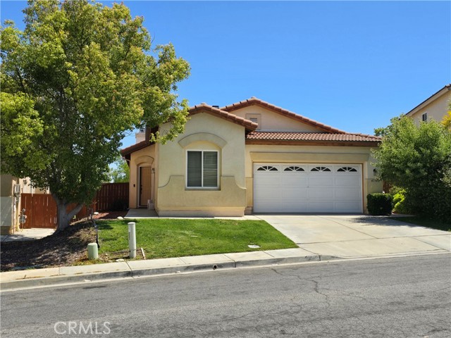 Detail Gallery Image 1 of 23 For 41342 Pine Tree Cir, Temecula,  CA 92591 - 3 Beds | 2 Baths