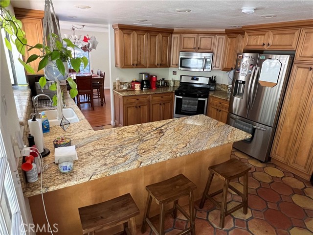 Detail Gallery Image 16 of 36 For 10088 Keystone Ct, Rancho Cucamonga,  CA 91737 - 4 Beds | 2/1 Baths