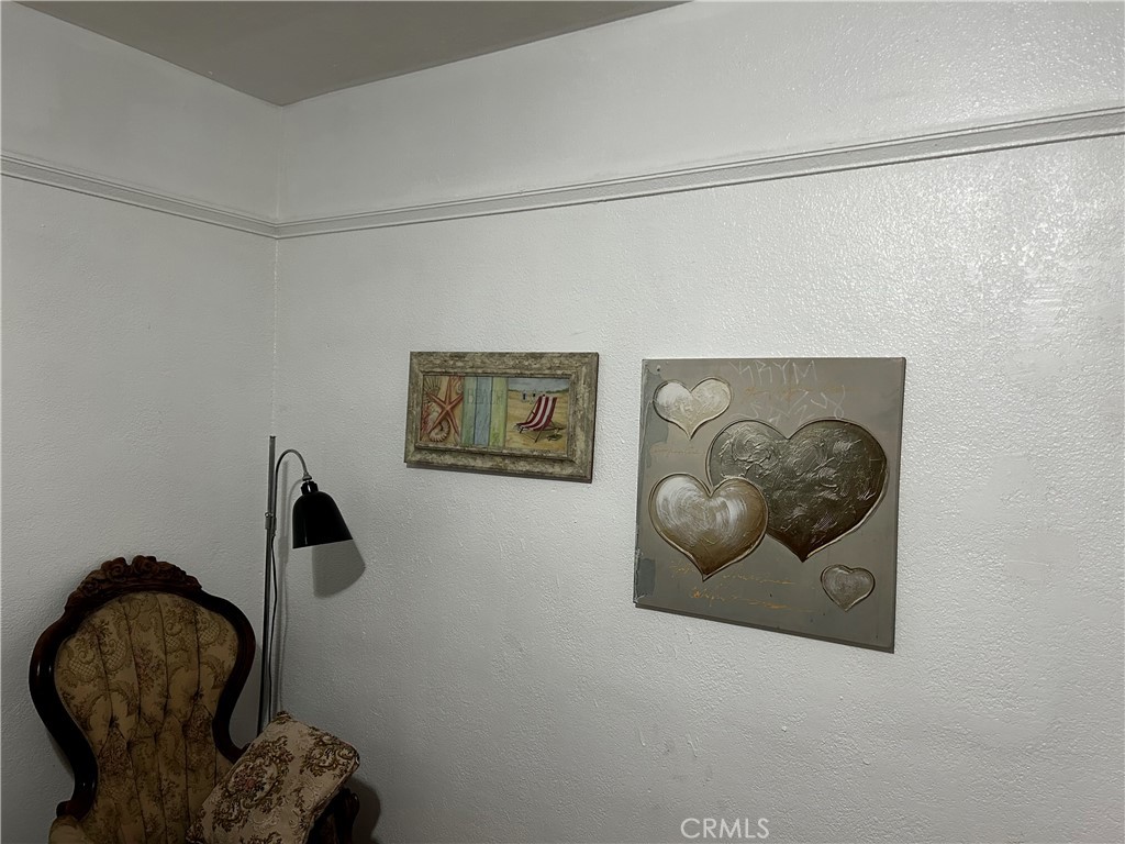 https://media.crmls.org/medias/80ca64e7-0f5f-4b12-8c82-4c6a4b3de0a5.jpg?preset=X-Large