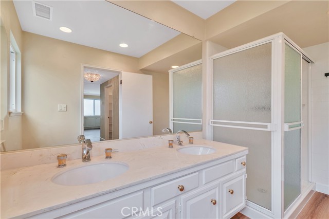 28927 Doverridge Drive, Rancho Palos Verdes CA: https://media.crmls.org/medias/80cab65e-0f49-45b7-a157-574f760dc511.jpg