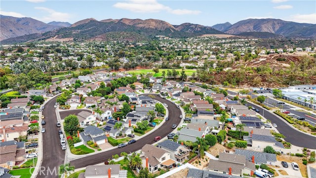 Detail Gallery Image 42 of 44 For 31972 Lazy Glen, Rancho Santa Margarita,  CA 92679 - 3 Beds | 2/1 Baths