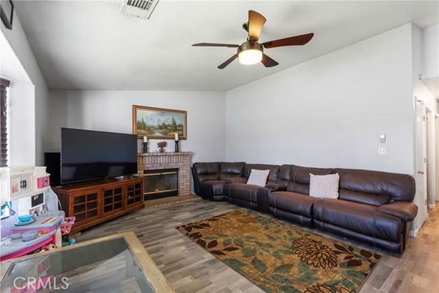 Detail Gallery Image 10 of 30 For 737 Concord Ct, Mc Farland,  CA 93250 - 3 Beds | 2 Baths