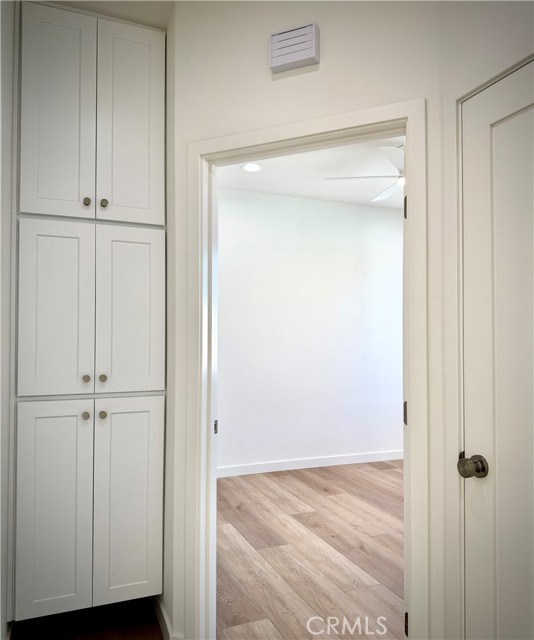 6118 Amos, Lakewood CA: https://media.crmls.org/medias/80cb927d-9718-46aa-9b82-d15dc34b941c.jpg