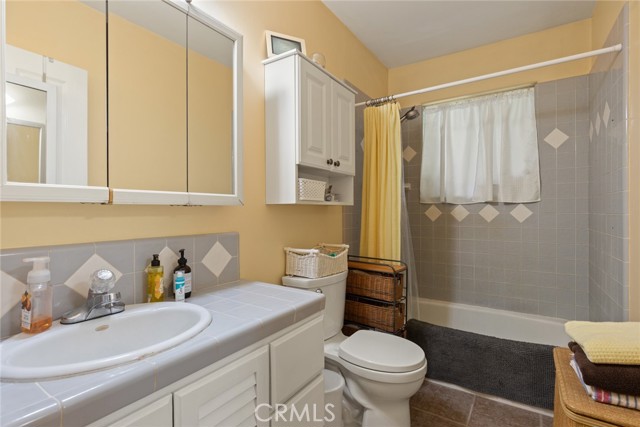 Detail Gallery Image 13 of 27 For 3123 Michael Way, Chico,  CA 95973 - 3 Beds | 2 Baths