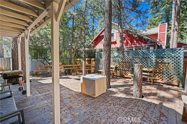 Detail Gallery Image 40 of 45 For 43032 Sunset Dr, Big Bear Lake,  CA 92315 - 3 Beds | 3 Baths