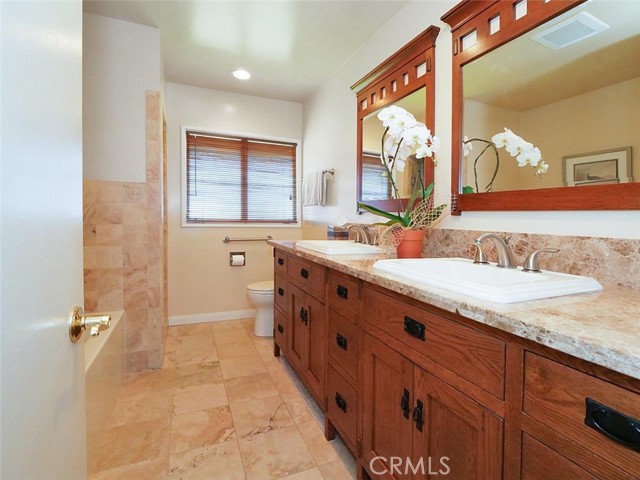 30725 Palos Verdes Drive, Rancho Palos Verdes, California 90275, 3 Bedrooms Bedrooms, ,1 BathroomBathrooms,Residential,Sold,Palos Verdes,SB21198165