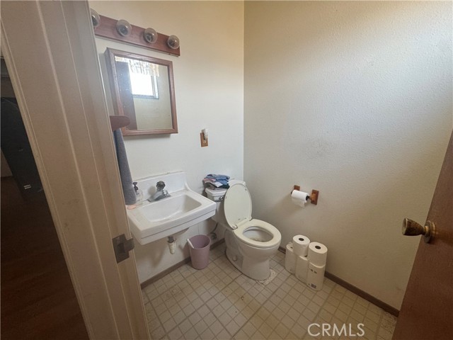 8841 Universe Avenue, Westminster CA: https://media.crmls.org/medias/80d178d1-8de1-45af-84d5-bcbfc2c0132d.jpg
