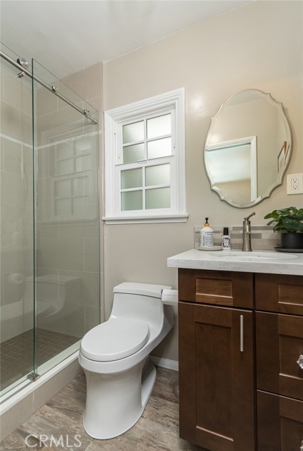 Detail Gallery Image 23 of 58 For 529 Eton Dr., Burbank,  CA 91504 - 3 Beds | 2 Baths
