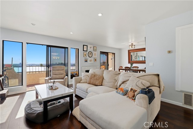 Front Image Thumbnail for CRPW26022907