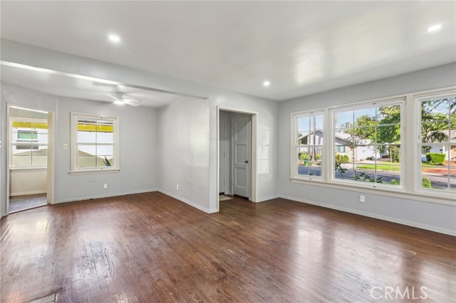 Detail Gallery Image 13 of 47 For 6539 Blucher Ave, Van Nuys,  CA 91406 - 3 Beds | 2 Baths