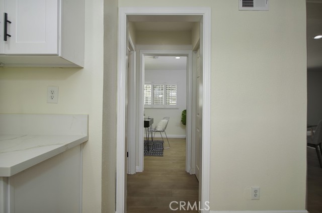 Detail Gallery Image 11 of 22 For 1891 Moore St, Simi Valley,  CA 93065 - 4 Beds | 2/1 Baths