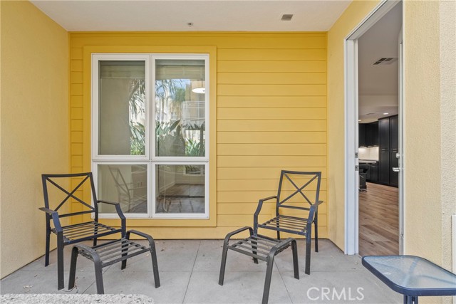 Detail Gallery Image 17 of 34 For 21301 Erwin #206,  Woodland Hills,  CA 91367 - 2 Beds | 2 Baths