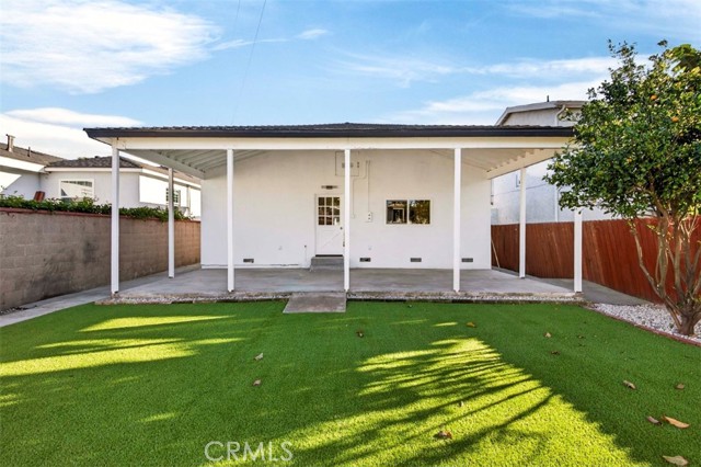 Detail Gallery Image 18 of 27 For 4761 W 141st, Hawthorne,  CA 90250 - 4 Beds | 3 Baths