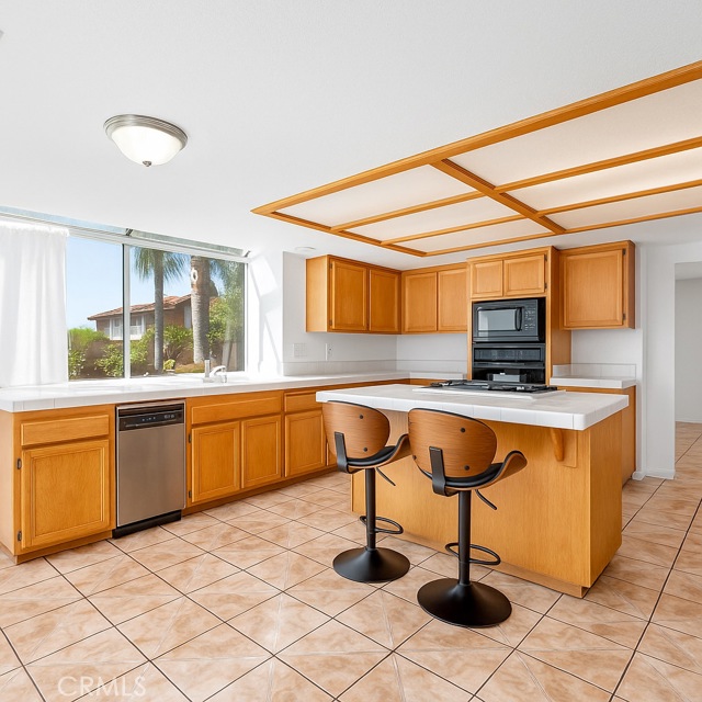 12789 Raenette Way, Moreno Valley CA: https://media.crmls.org/medias/80d6d740-9402-4740-947e-9cca43a85831.jpg