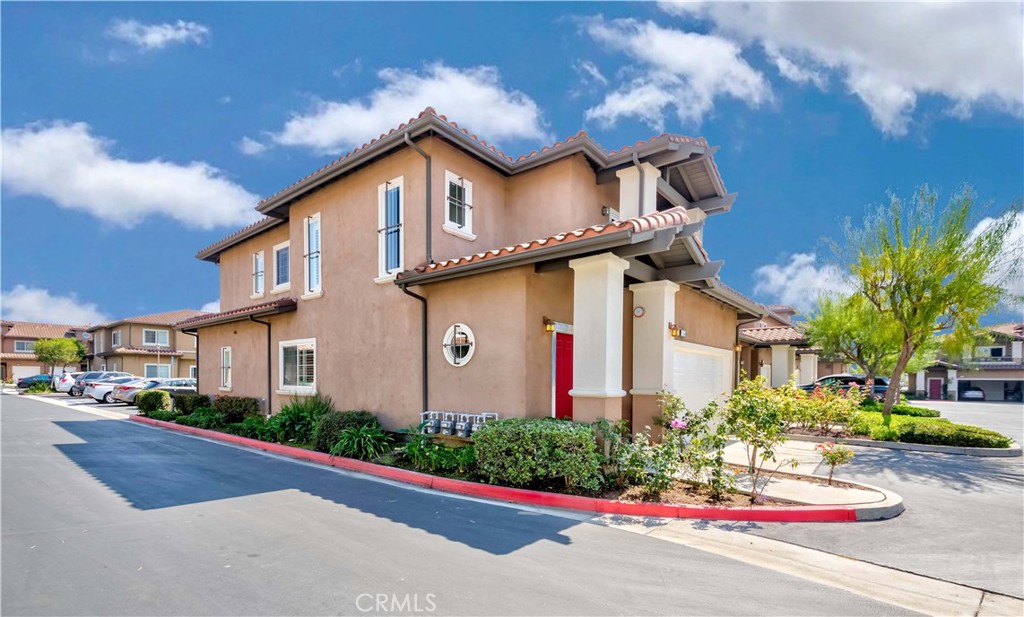 17760 Independence Lane
