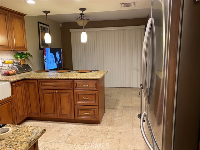 Detail Gallery Image 6 of 22 For 4776 Olivewood, San Bernardino,  CA 92407 - 2 Beds | 2 Baths