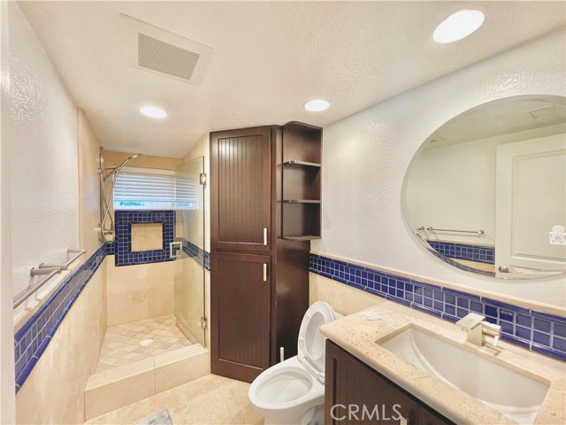 Detail Gallery Image 20 of 22 For 10 Ramada, Irvine,  CA 92620 - 4 Beds | 3 Baths