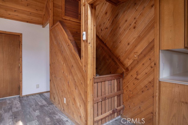 Detail Gallery Image 21 of 33 For 817 E Mountain View Bld, Big Bear City,  CA 92314 - 3 Beds | 2 Baths