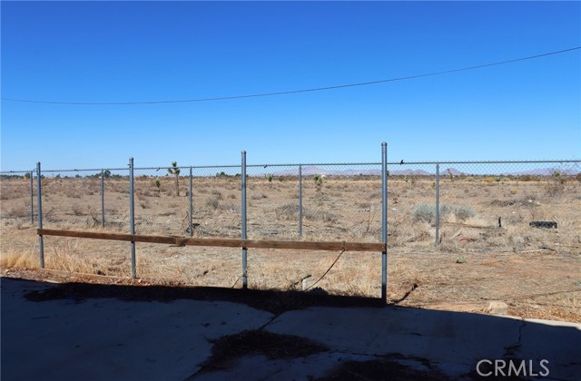 Detail Gallery Image 18 of 18 For 9632 Juniper St, Apple Valley,  CA 92308 - 5 Beds | 3 Baths