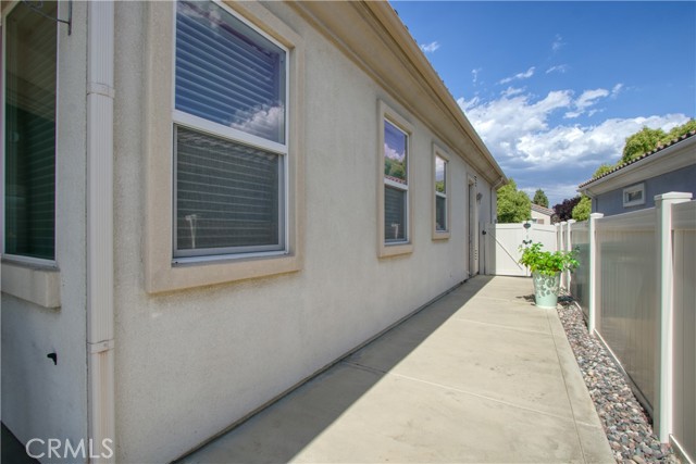 Detail Gallery Image 45 of 48 For 1589 Castle Pines Ln, Beaumont,  CA 92223 - 2 Beds | 2/1 Baths