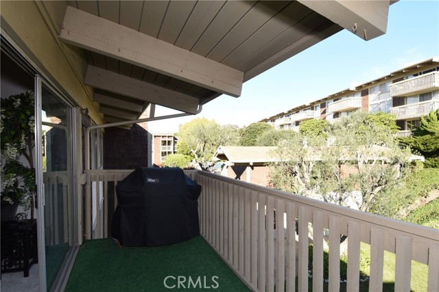 6542 Ocean Crest Drive, Rancho Palos Verdes, California 90275, 2 Bedrooms Bedrooms, ,1 BathroomBathrooms,Residential,Sold,Ocean Crest,PV22005493