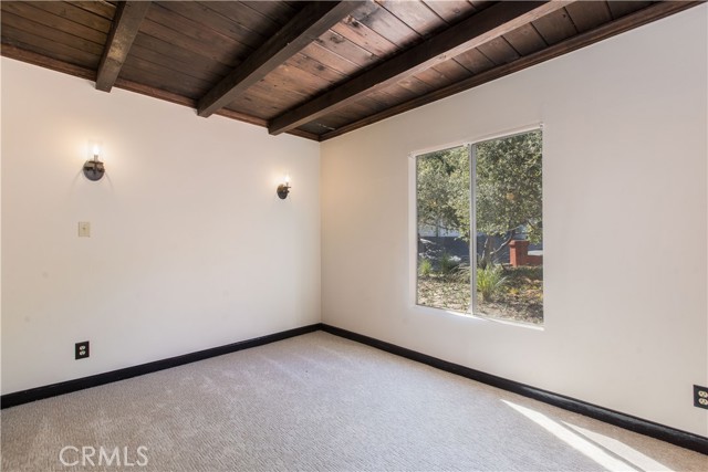 7846 Lilac Lane, Simi Valley CA: https://media.crmls.org/medias/80d9b1c0-55b2-43c2-9d7d-cf778947fd46.jpg