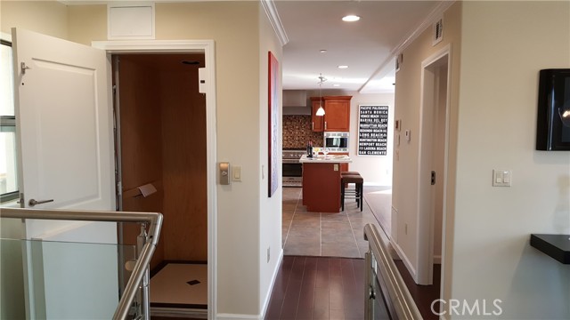 910 17th Street, Hermosa Beach CA: https://media.crmls.org/medias/80da4b91-3b3a-45dd-bb45-a9c5671bb4b4.jpg