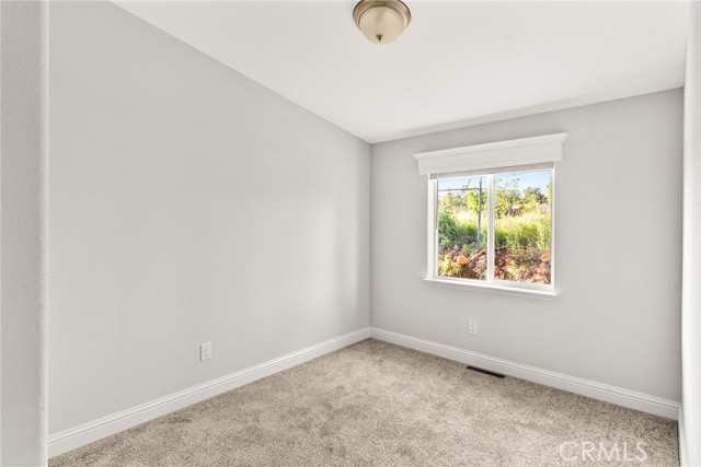 Detail Gallery Image 17 of 31 For 511 Montgomery Pl, Paradise,  CA 95969 - 3 Beds | 2 Baths