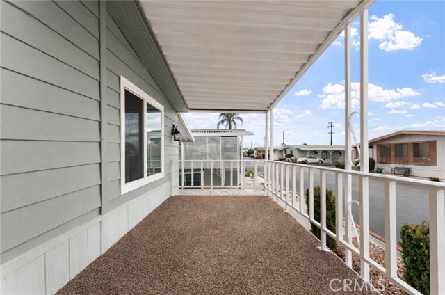 Detail Gallery Image 7 of 32 For 200 W San Bernardino Ave #19,  Rialto,  CA 92376 - 2 Beds | 2 Baths