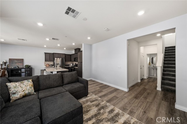 Detail Gallery Image 13 of 40 For 17181 Gray Pine Pl, San Bernardino,  CA 92407 - 3 Beds | 2/1 Baths