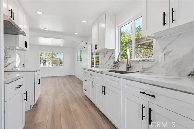 Detail Gallery Image 13 of 45 For 910 E 107th St, Los Angeles,  CA 90002 - 2 Beds | 1 Baths