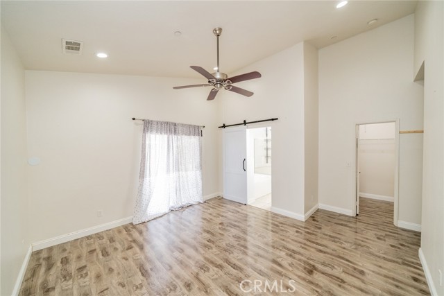 7404 Marshall Court, Highland CA: https://media.crmls.org/medias/80dde2b6-154a-4338-8804-b58cca80a332.jpg