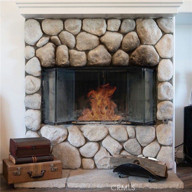 Detail Gallery Image 7 of 31 For 1343 Sequoia Dr, Lake Arrowhead,  CA 92352 - 4 Beds | 3/1 Baths