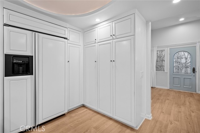 Detail Gallery Image 17 of 50 For 23 Santa Rosa Ct, Manhattan Beach,  CA 90266 - 3 Beds | 2/1 Baths