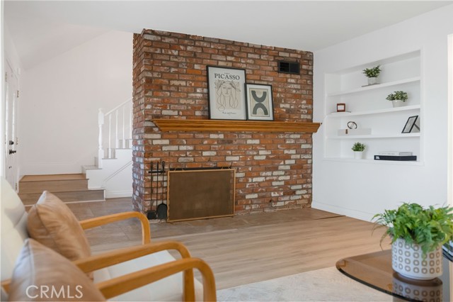 23928 Sunset Crossing Road, Diamond Bar CA: https://media.crmls.org/medias/80df242e-b5ac-4d9b-a037-a84c44103899.jpg