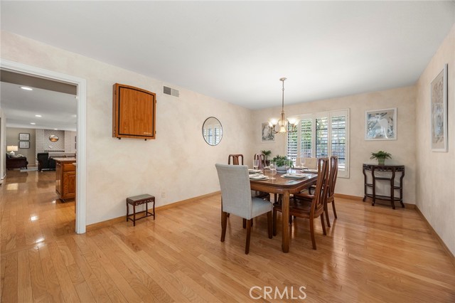 112 Morgan Ranch Road, Glendora CA: https://media.crmls.org/medias/80dfbfb3-96ec-4362-aea6-1552a0967f06.jpg
