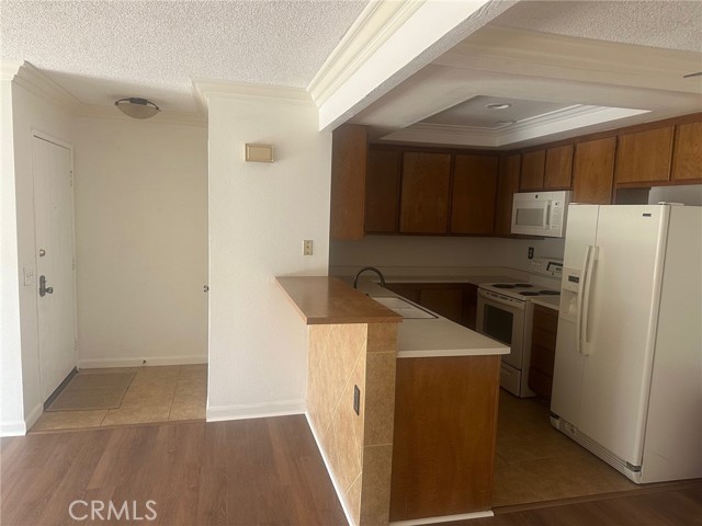 5 Country Mile Road, Pomona CA: https://media.crmls.org/medias/80e2f599-e847-42d9-b878-2b881a4ca894.jpg