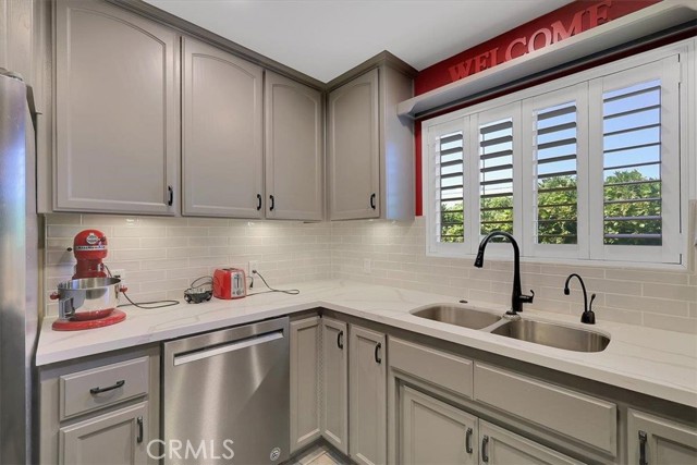 Detail Gallery Image 14 of 43 For 768 Zupan Ave, Yuba City,  CA 95991 - 3 Beds | 2 Baths