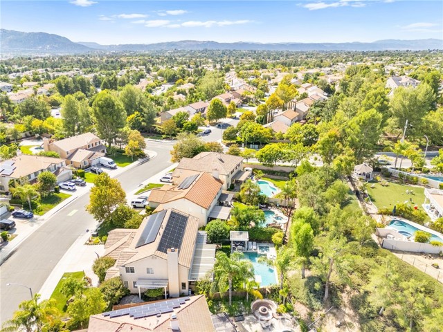 33335 Fox Road, Temecula CA: https://media.crmls.org/medias/80e497d9-5870-40cb-938c-b4557d030168.jpg