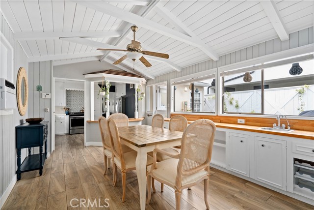 Detail Gallery Image 10 of 20 For 714 Heliotrope Ave, Corona Del Mar,  CA 92625 - 3 Beds | 2 Baths