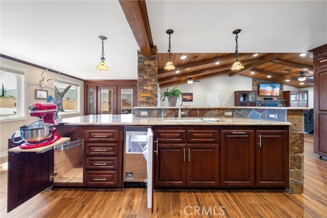 Detail Gallery Image 17 of 44 For 4822 W Avenue M12, Lancaster,  CA 93536 - 4 Beds | 2 Baths