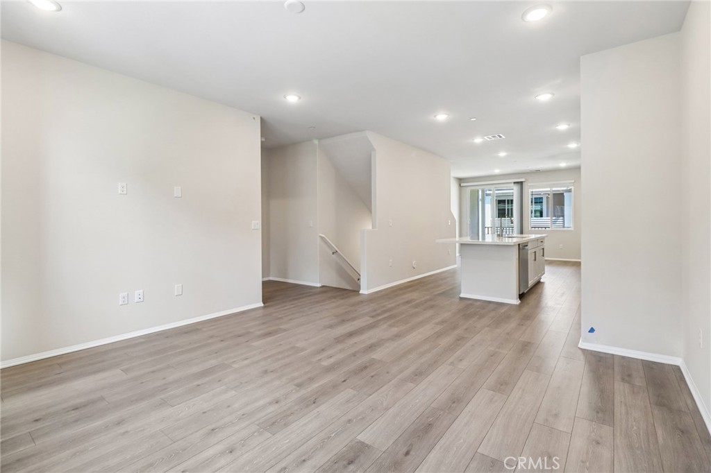 406 Lotus Drive - photo 9