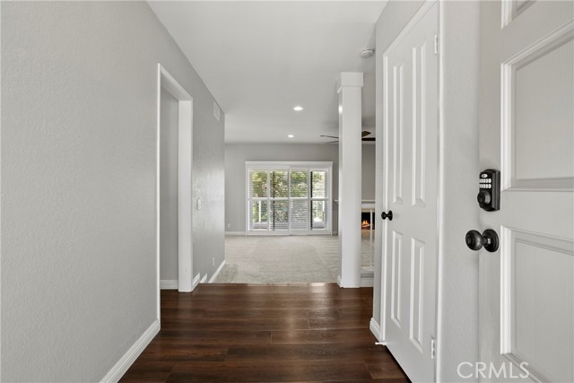 Detail Gallery Image 3 of 27 For 27845 Esporlas #25,  Mission Viejo,  CA 92692 - 2 Beds | 2 Baths