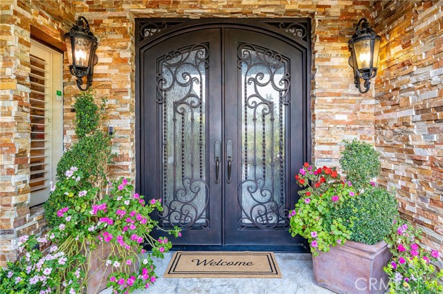 5005 Delita Place, Woodland Hills CA: https://media.crmls.org/medias/80e7530d-5477-4d2a-bed8-12d62033e626.jpg